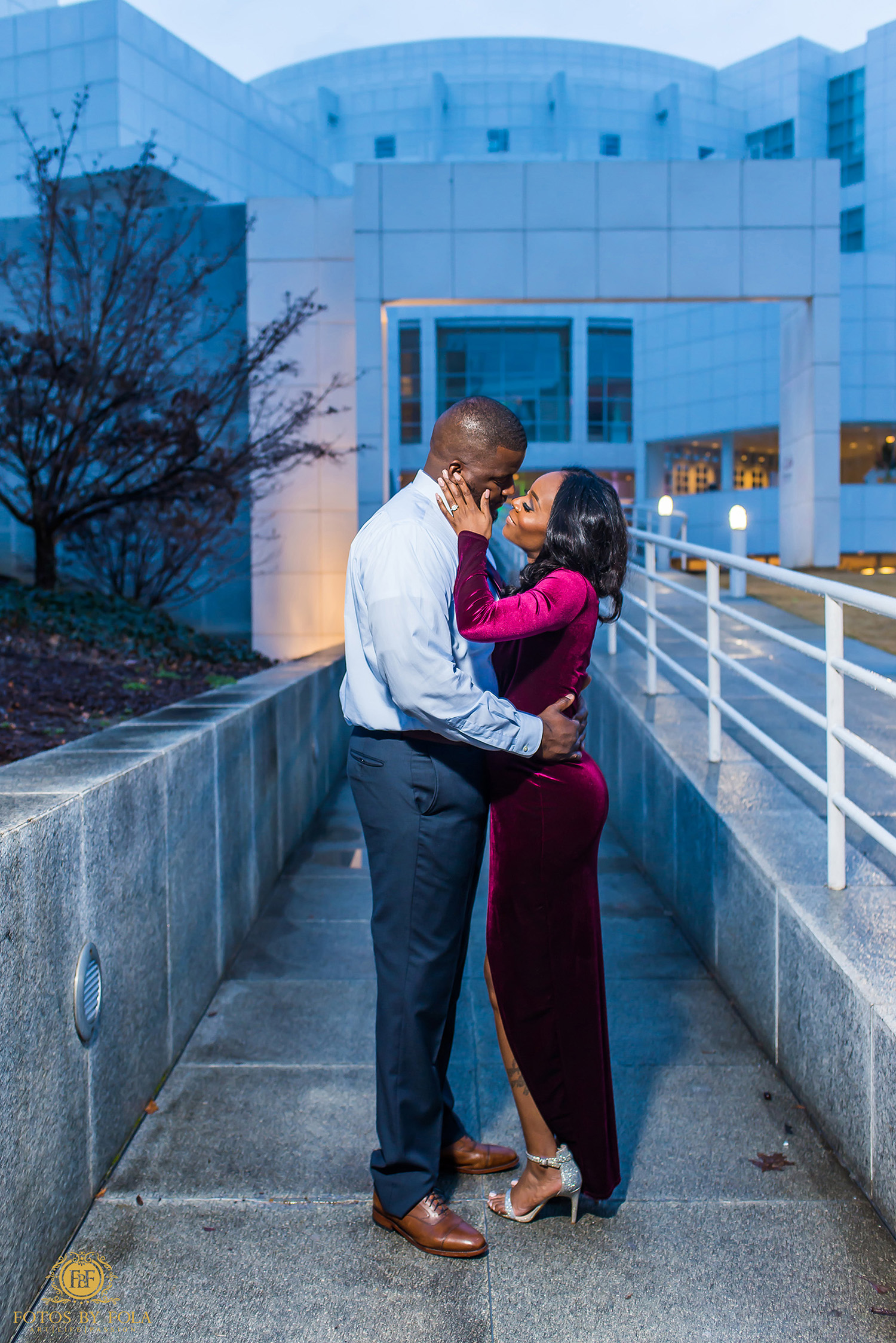 Fotos by Fola | Atlanta Wedding Photographer | One Touch Events | Atlanta Beltline | High Museum Atlanta| Engagement Shoot